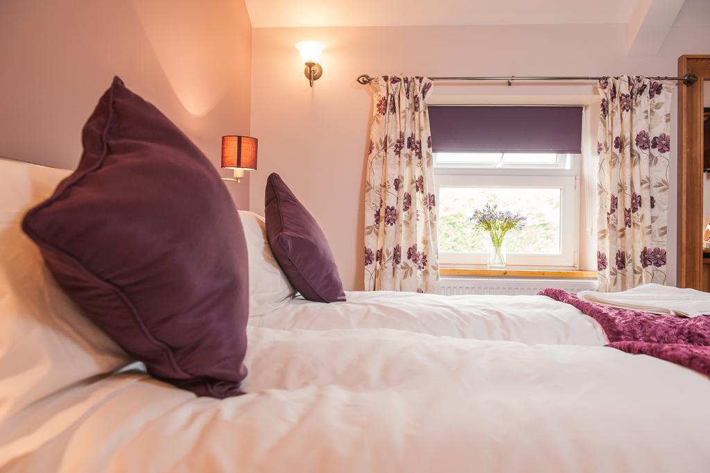 The Little Crown Inn Pontypool Quarto foto